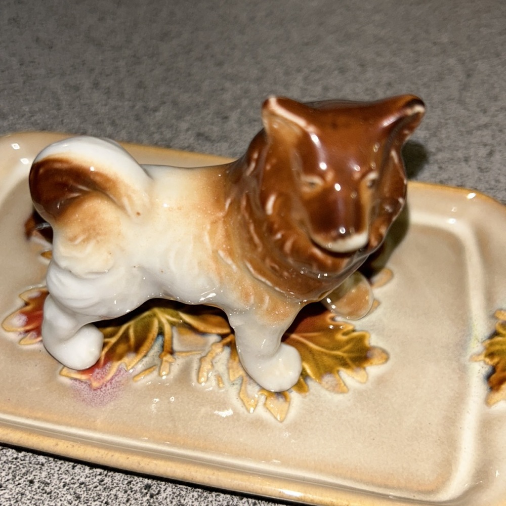 VTG Akita Dog Porcelain Figurine Japan - Picture 2 of 9